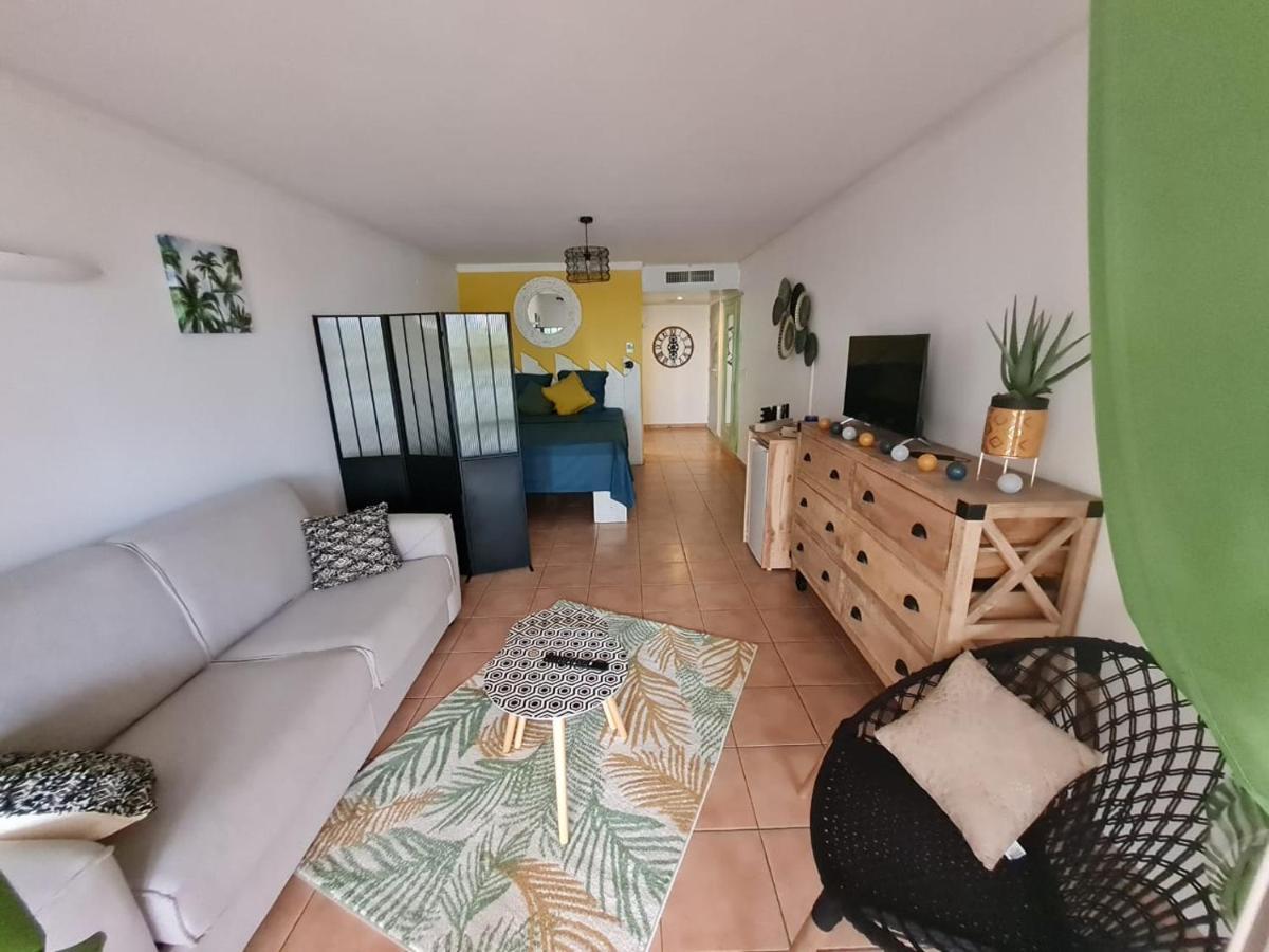 Studio Cosy, Vue Sur Mer Villages Vacances Sainte Anne Cheques Vacances Acceptes Kültér fotó